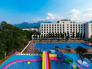 Гостиница Hilton Garden Inn Zhangjiajie Tianmen Mountain