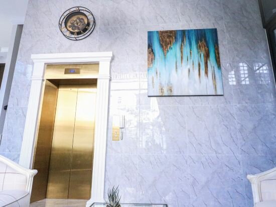 Фото Mettavary Hotel