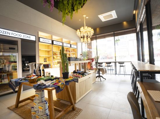 Фото South Vandeco Hotel