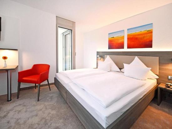 Фото 143120973296