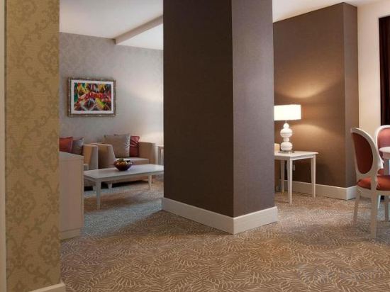 Фото Qafqaz Baku City Hotel & Residences