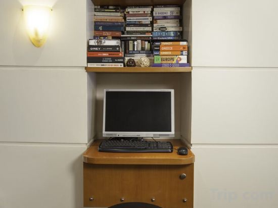 Фото Lilia Hotel