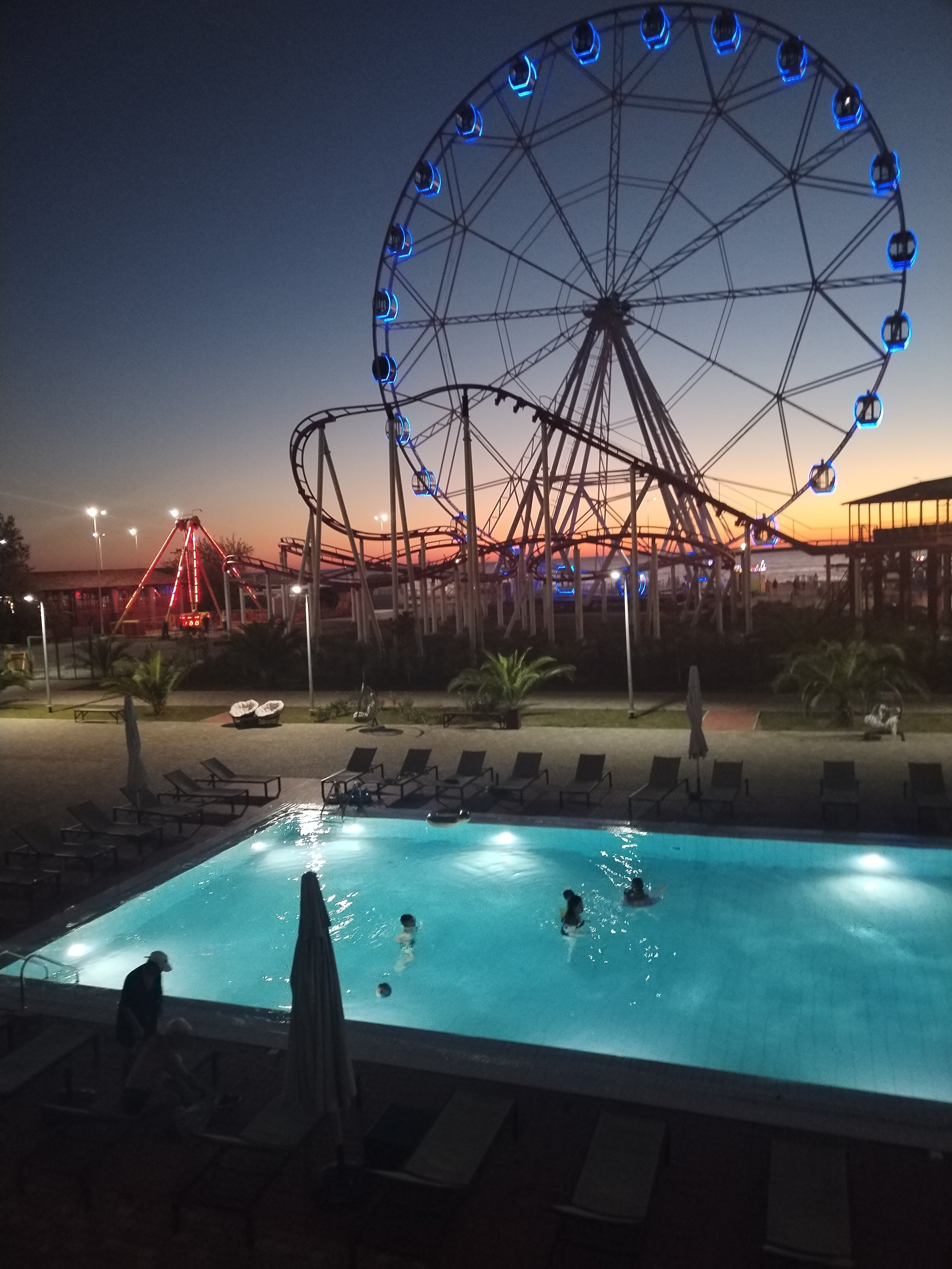 Фото отеля 2