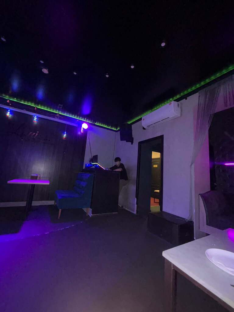 Karaoke Louis, Moscow, photo