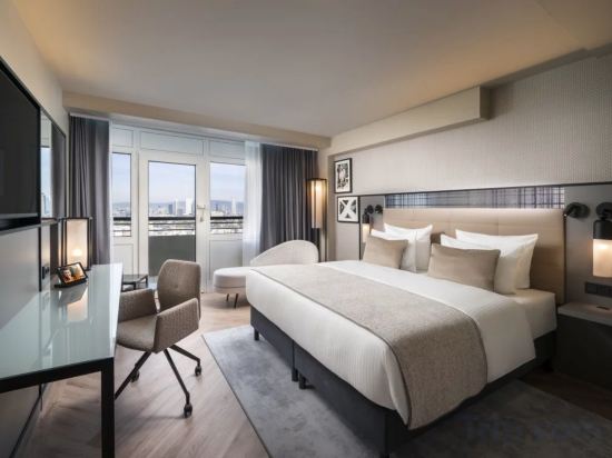 Фото Leonardo Royal Hotel Frankfurt