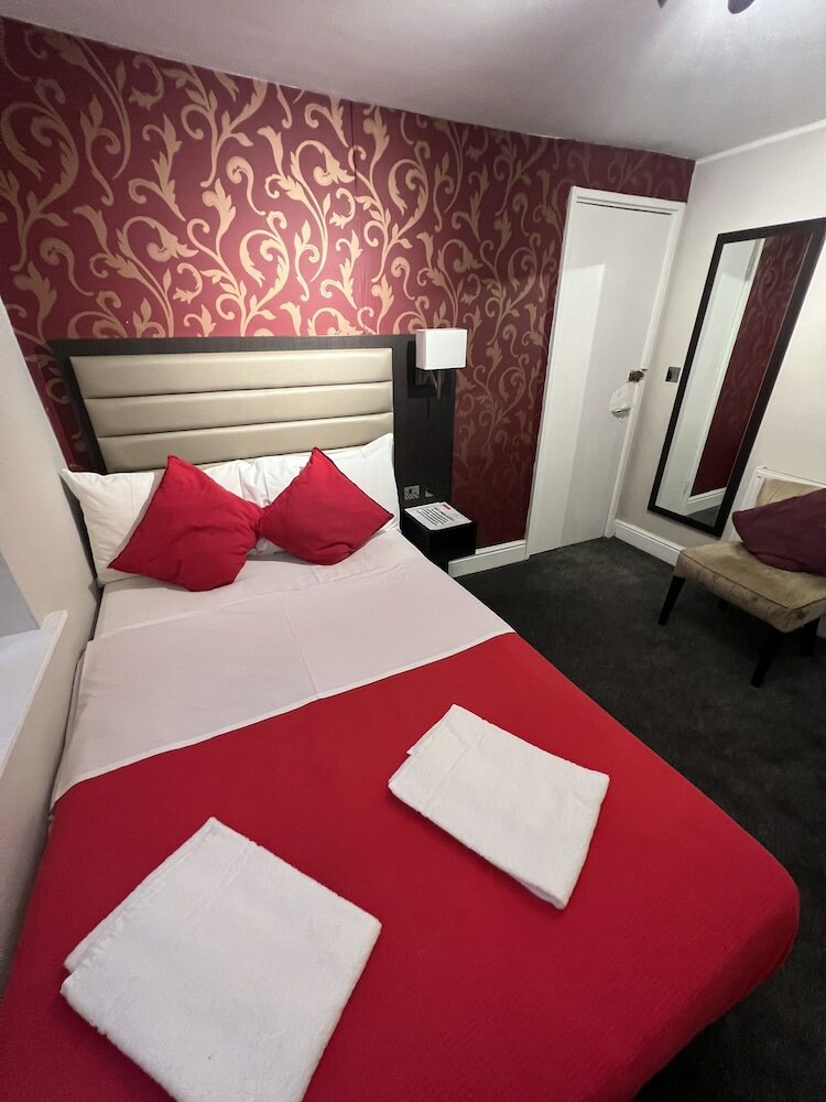 Фото Goodwood Hotel