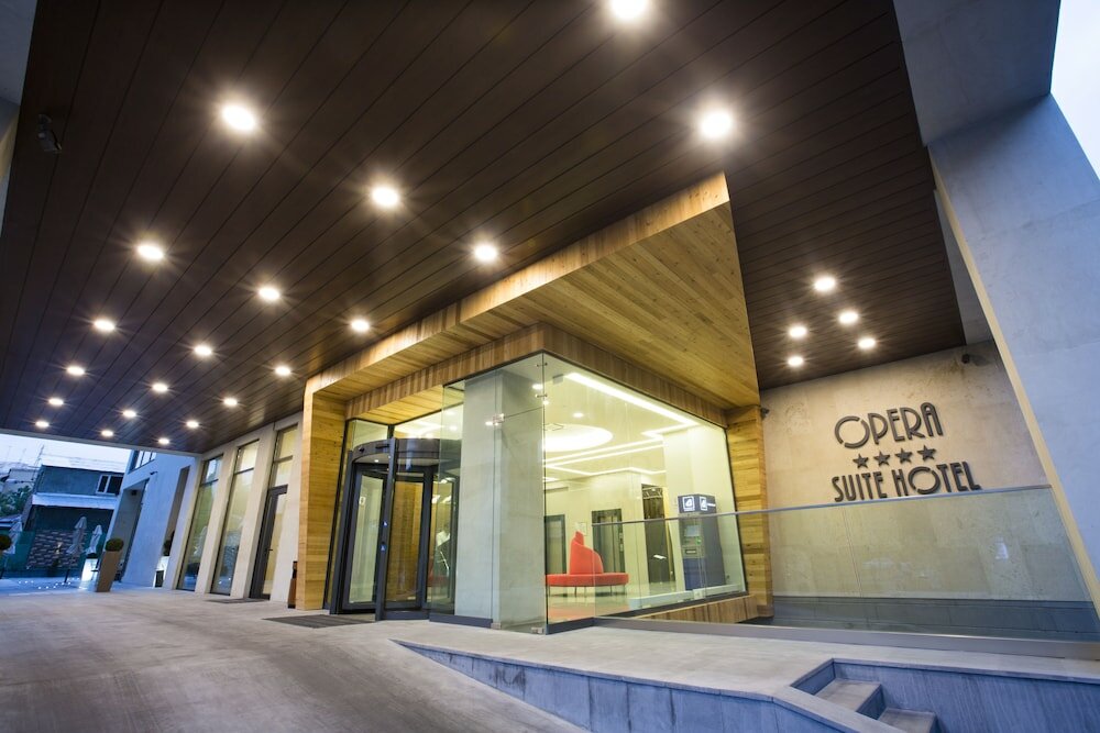 Фото Opera Suite Hotel