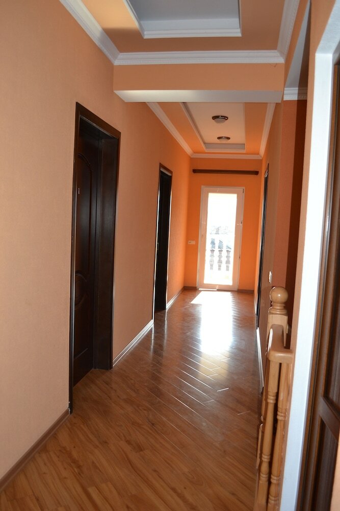 Фото Hotel Isaka