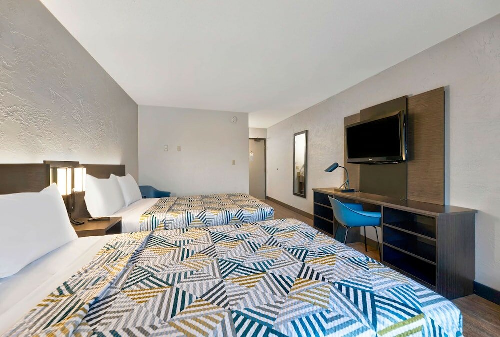 Фото Motel 6 Oak Creek, Wi