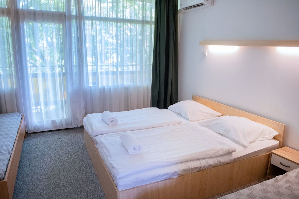 Фото Ce Napfény Hotel