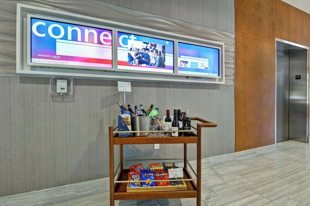 Фото Springhill Suites by Marriott Midtown Cincinnati