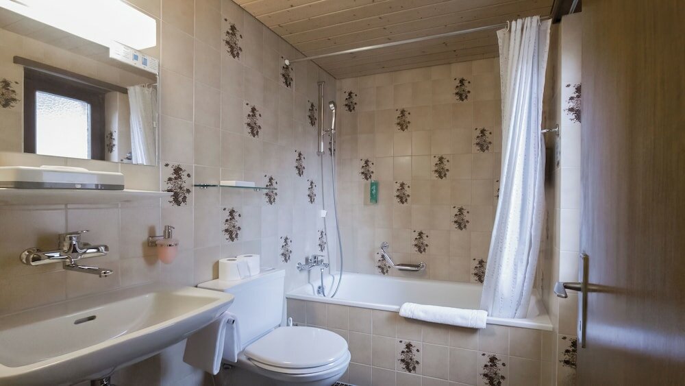 Фото Hotel Rössli