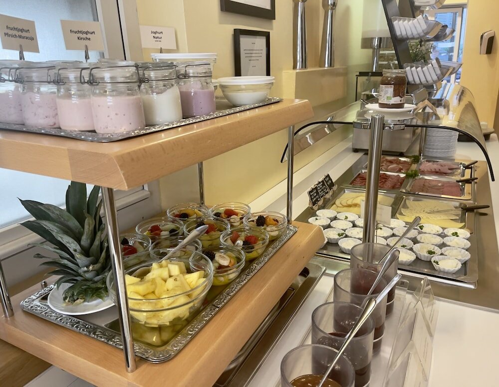 Фото Hotel Central