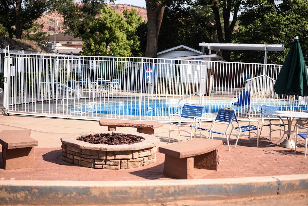 Фото Parry Lodge