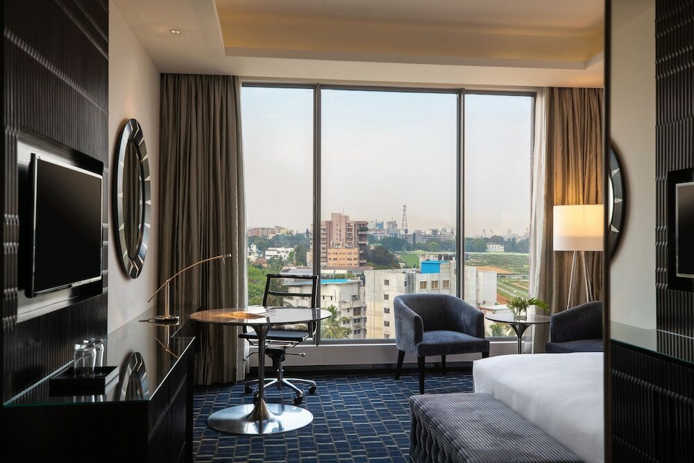Фото Renaissance Bengaluru Race Course Hotel