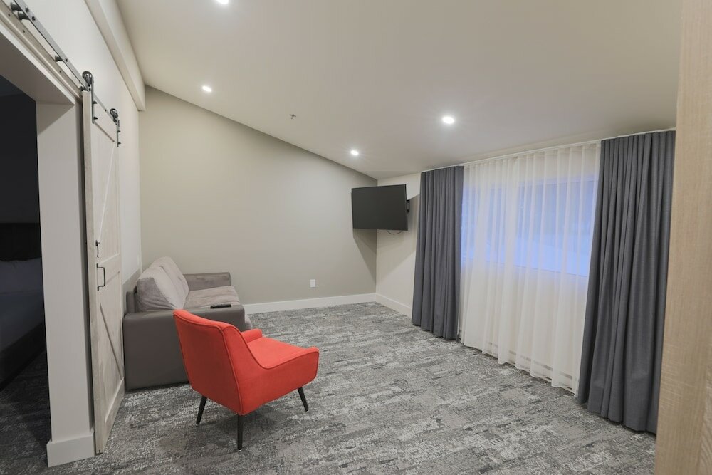 Фото Lake Placid Inn Boutique Hotel