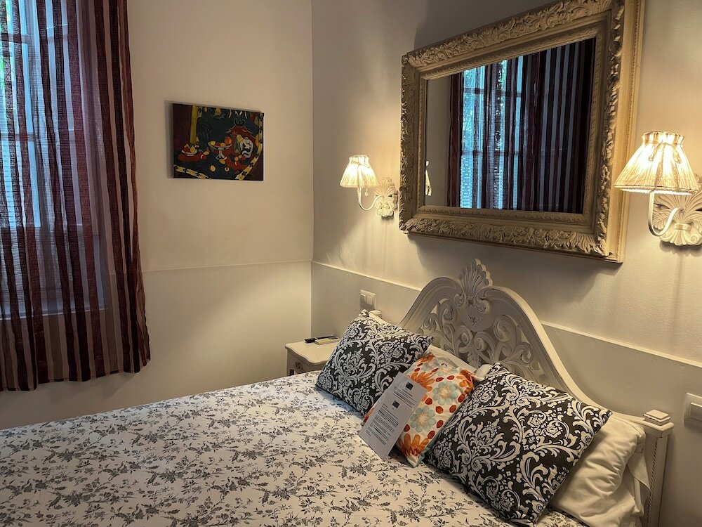 Фото Hotel Un Patio al Sur