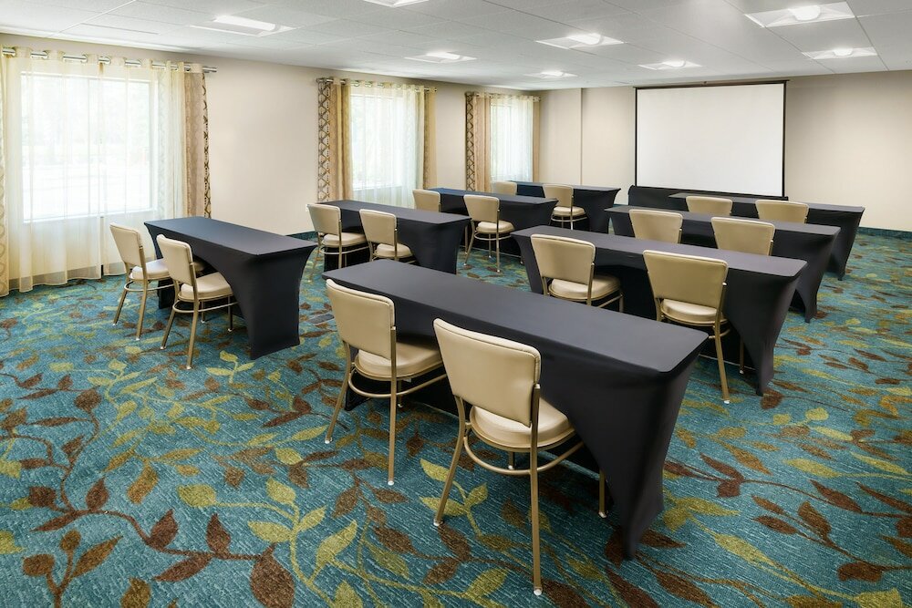 Фото Candlewood Suites Orlando - Lake Buena Vista, an Ihg Hotel