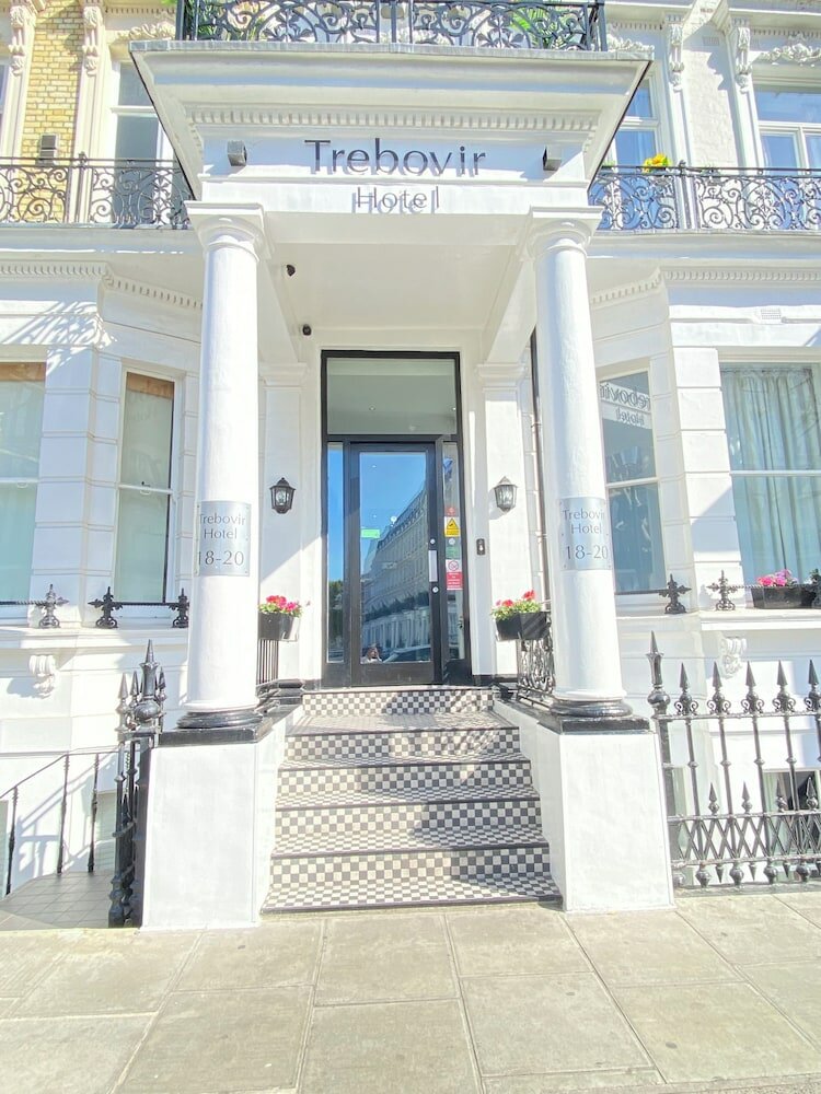 Фото Trebovir Hotel