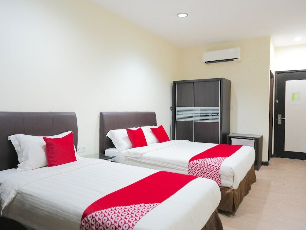Фото Oyo 89544 Utama Inn