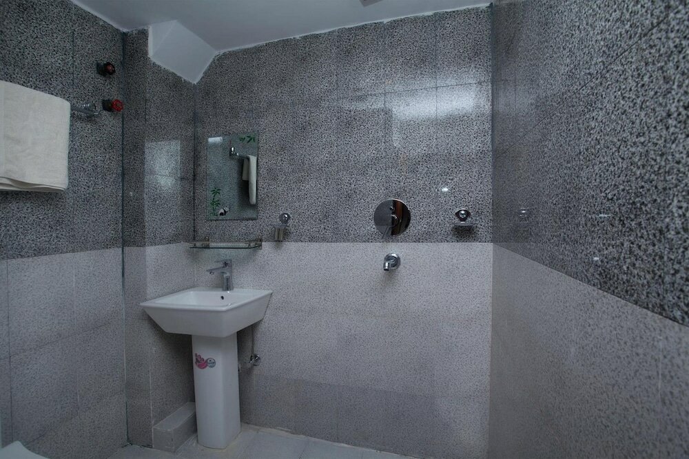 Фото Kathmandu Regency Hotel