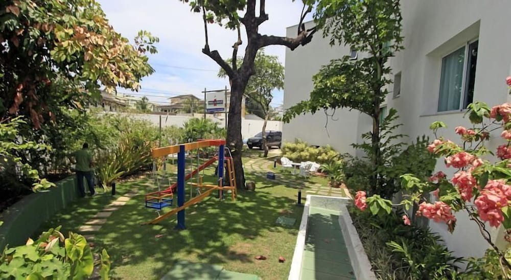 Фото Farol de Itapuã Praia Hotel