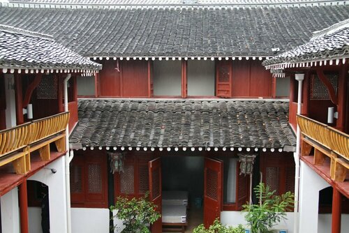 Гостиница Shaoxing Luxun Native Place Youth Hostel в Шаосине