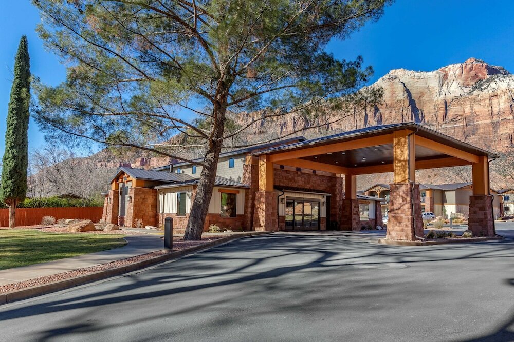 Фото Best Western Plus Zion Canyon Inn & Suites