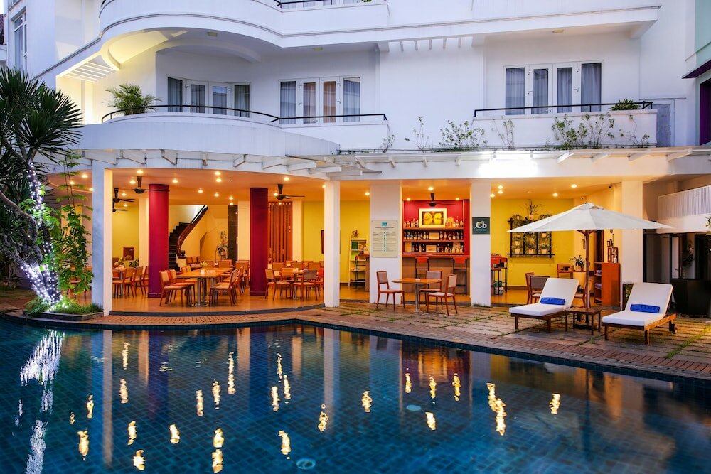 Фото Êmm Hotel Hue