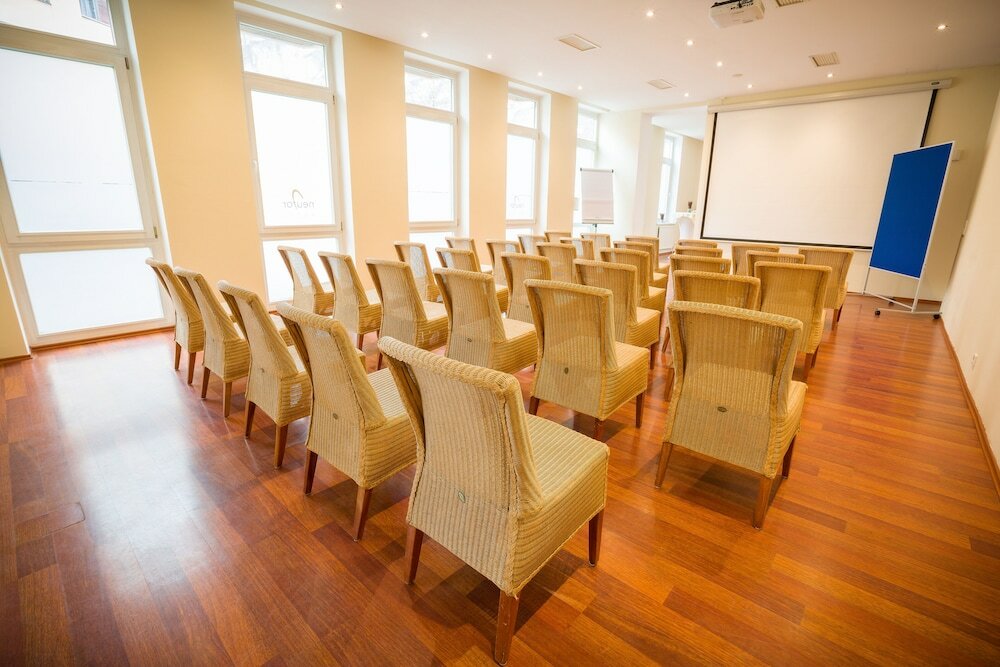 Фото Hotel Neutor Express