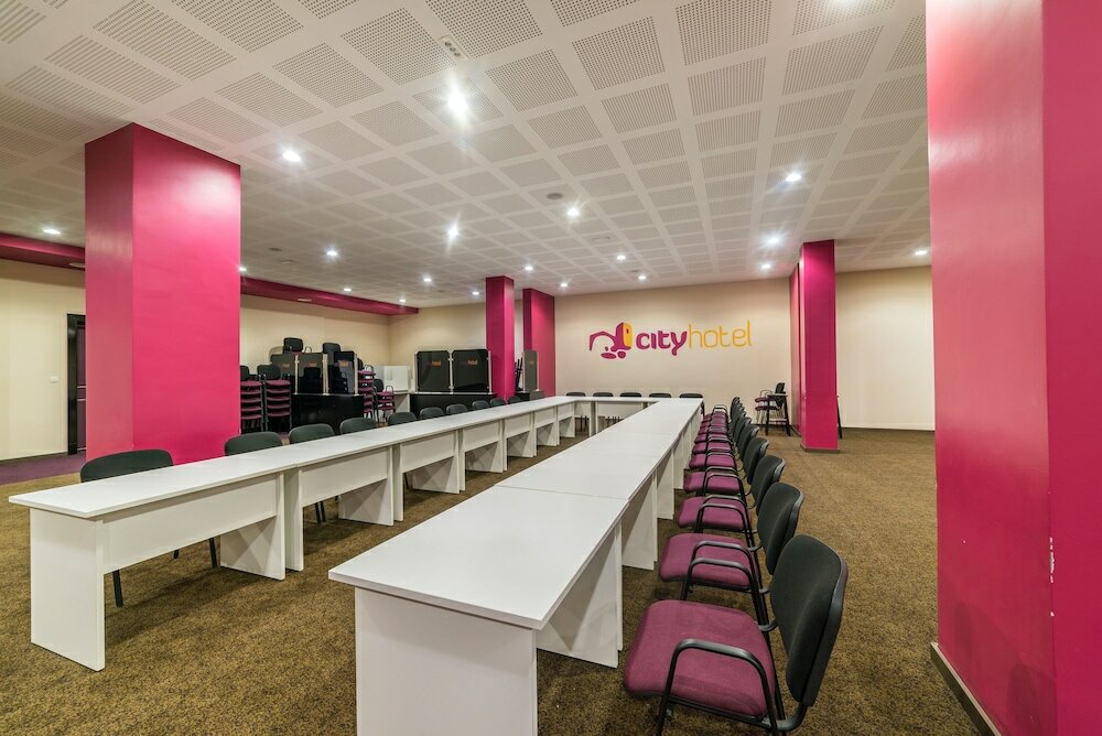 Фото City Hotel