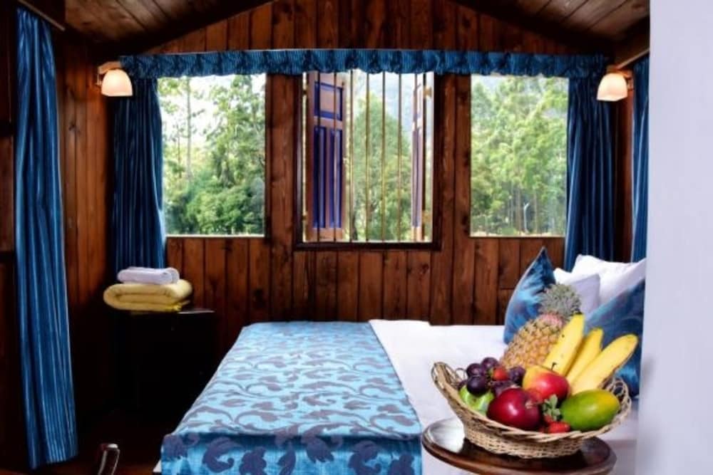 Фото The Golf Green Hotel