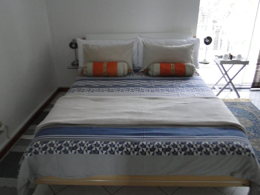 Фото Bluewater Beach Accommodation