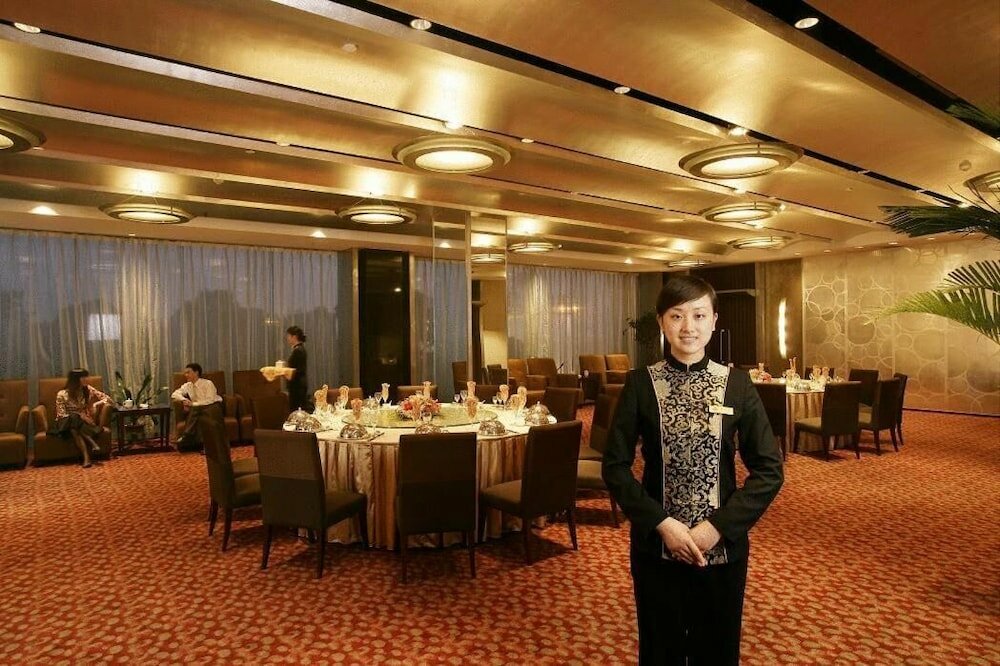 Фото Jinling Plaza Changzhou