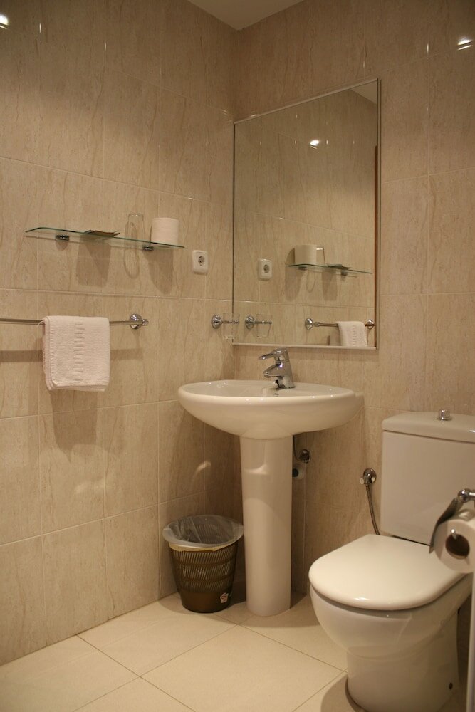 Фото Hotel Sant Jordi