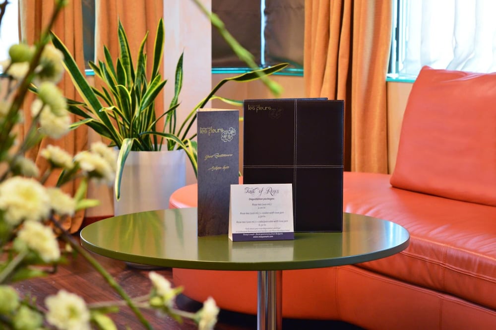 Фото Les Fleurs Boutique Hotel