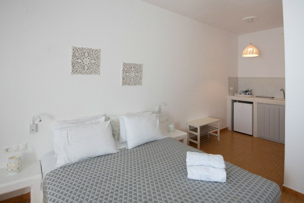 Фото Eleana Studios