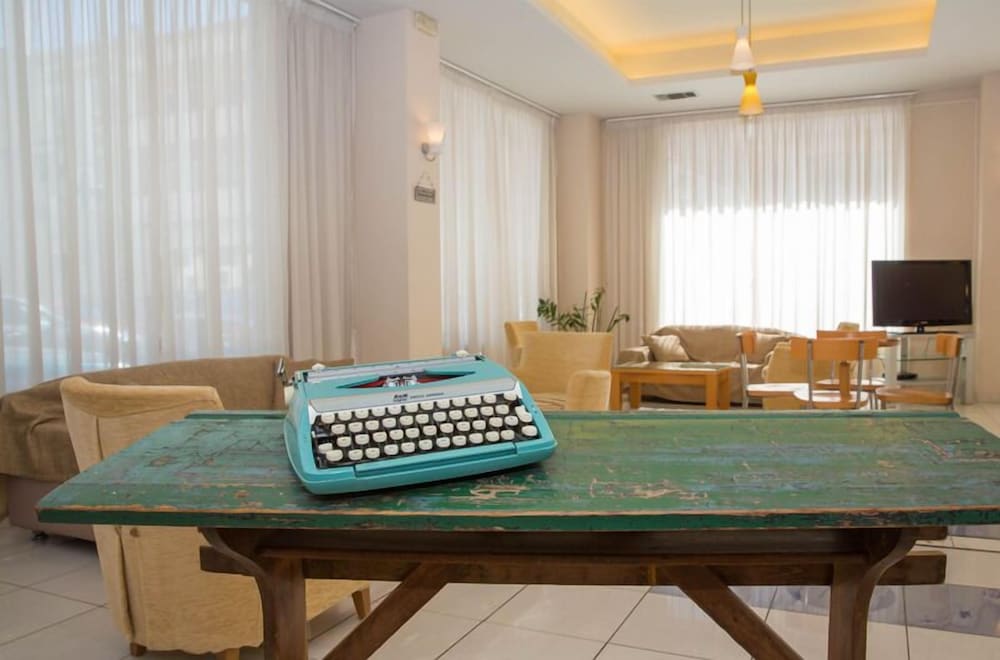 Фото Hotel Elenas