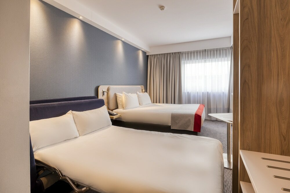 Фото Holiday Inn Express Mechelen City Centre an Ihg Hotel