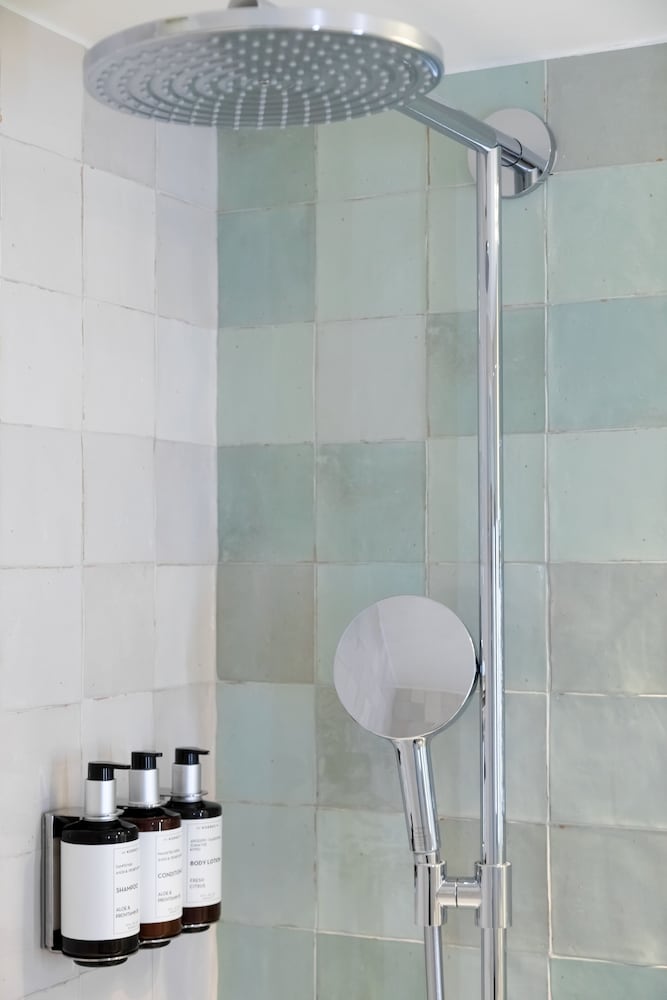 Фото Voco Paris Montparnasse, an Ihg Hotel