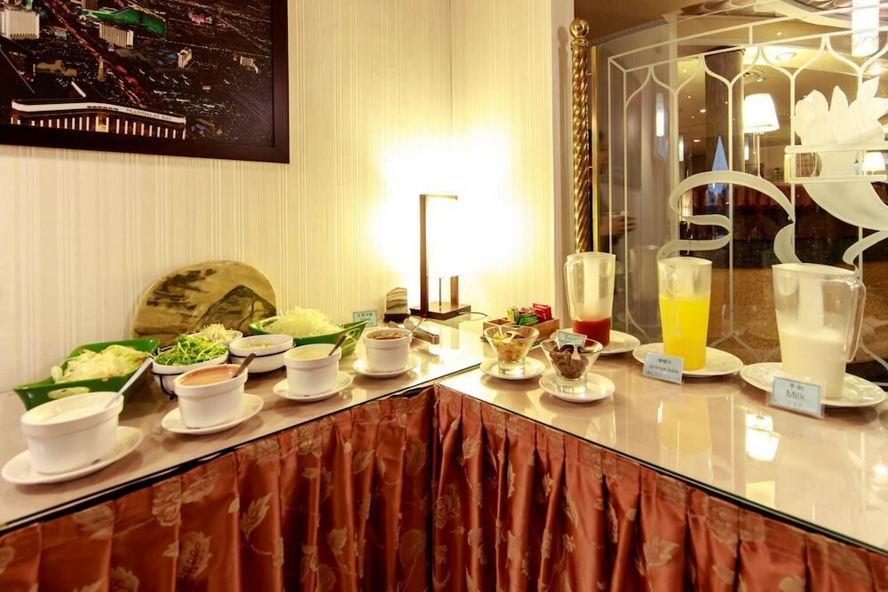 Фото Chungli Business Hotel