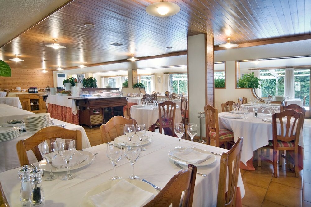 Фото Hotel Rutllan & SPA