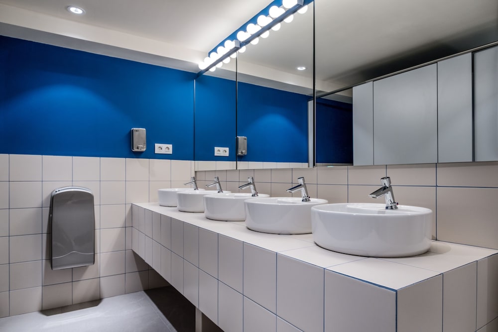 Фото Latroupe Poblenou Beach