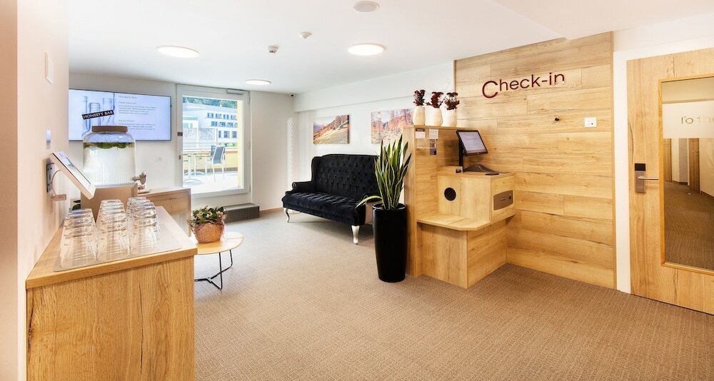 Фото Hotel Vaduzerhof