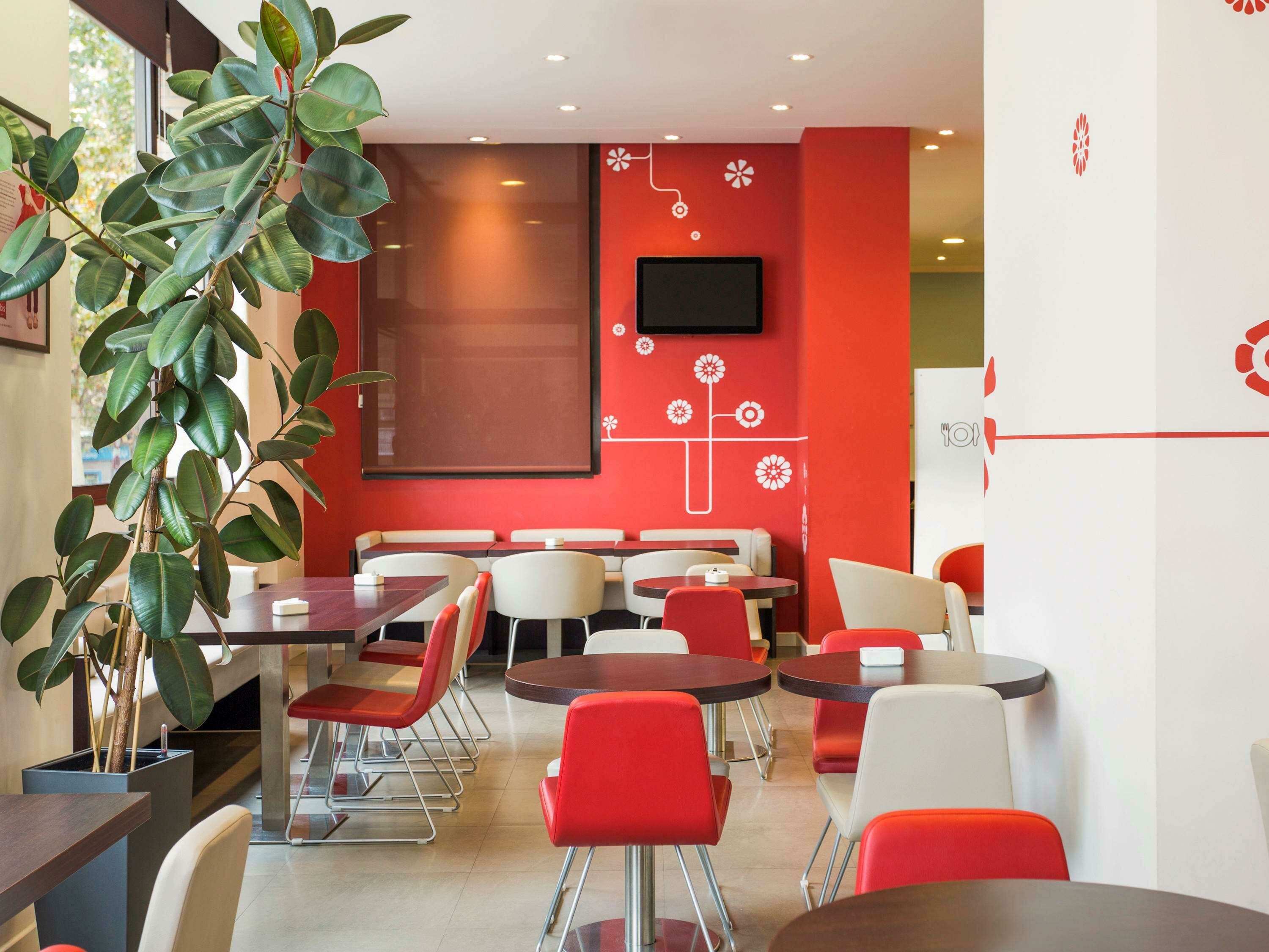 Фото Ibis Zaragoza Centro