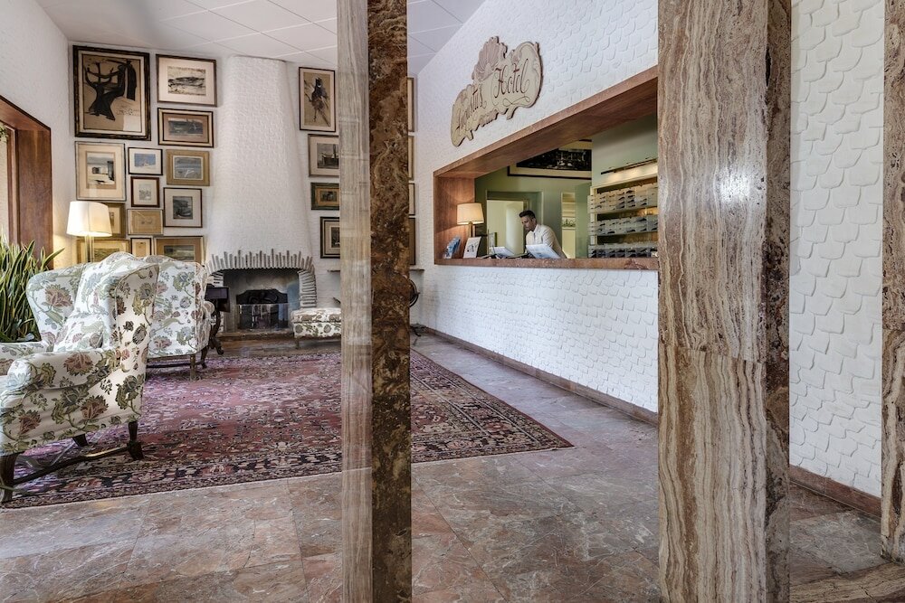 Фото Augustus Hotel & Resort