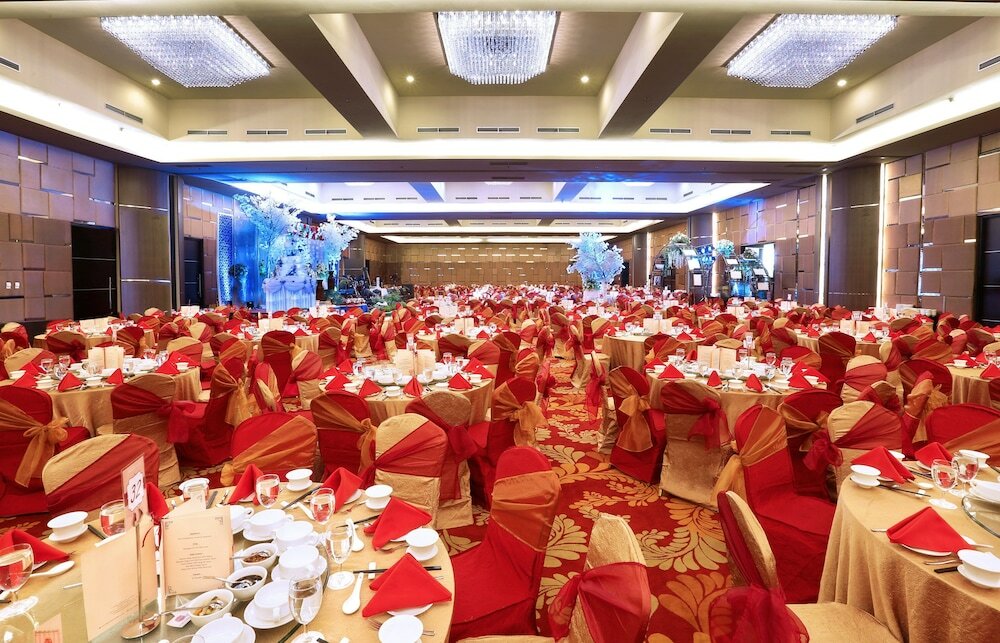 Фото Aston Madiun Hotel & Conference Center