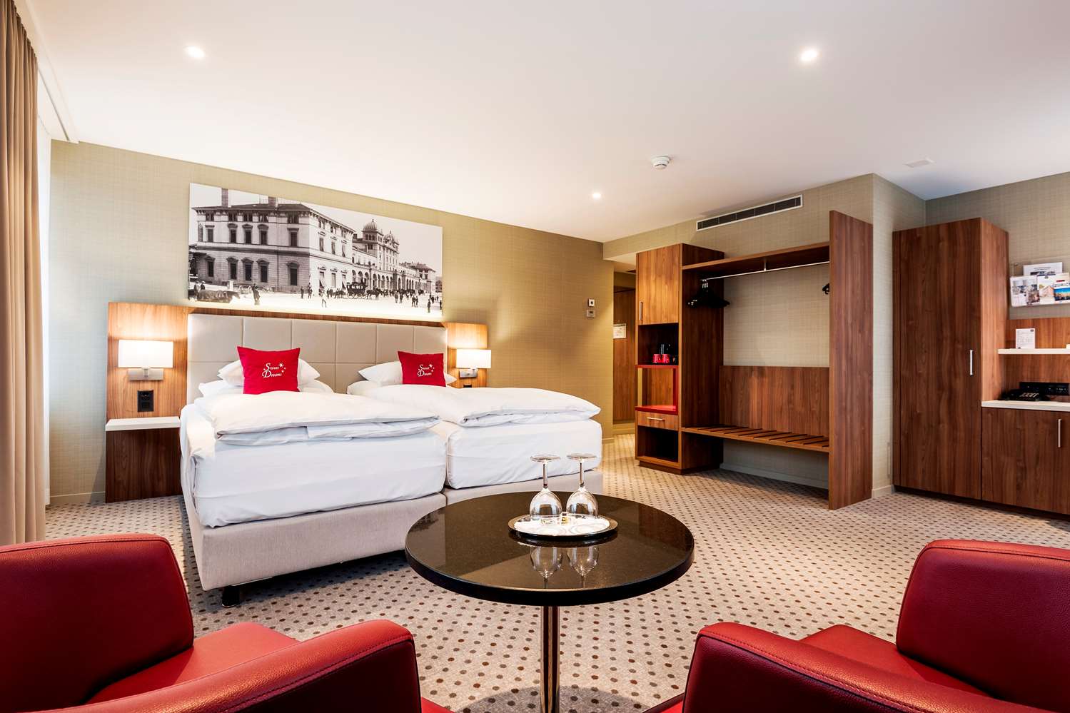 Фото Hotel Wartmann am Bahnhof