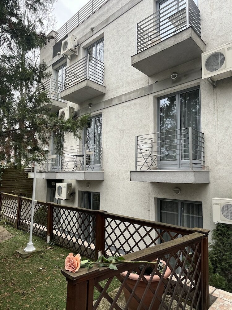 Фото Hotel Papillon