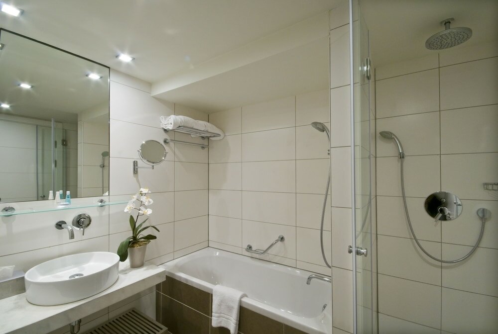 Фото B-aparthotel Grand Place